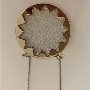 House of Harlow pendant necklace